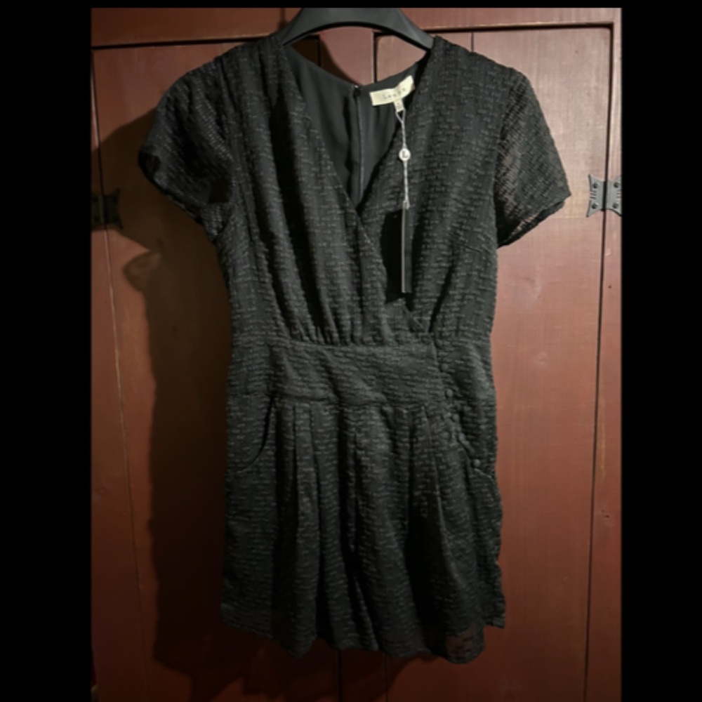Lenon x Anthropologie Short Sleeve V-Neck Faux Wrap Romper Black Size S - NWT